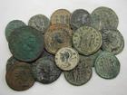 A COLLECTION OF 18 ROMAN BRONZE COINS